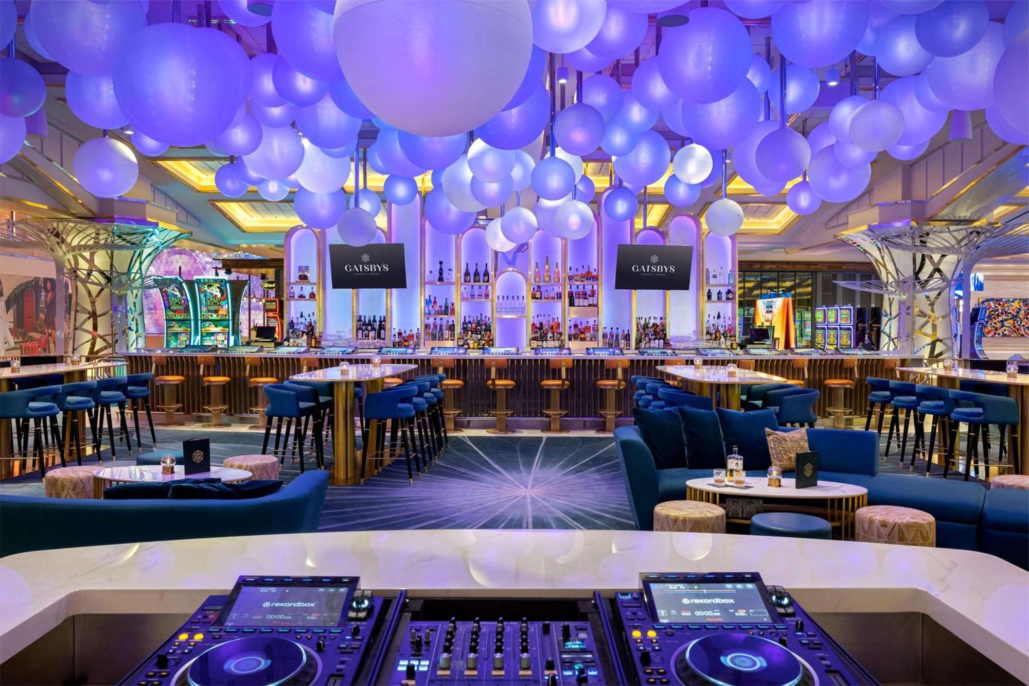 Conrad Las Vegas At Resorts World Eksteriør bilde The interior of the nightclub